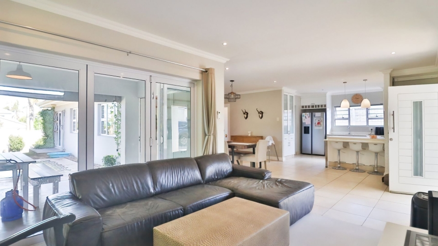 3 Bedroom Property for Sale in Beacon Bay Eastern Cape